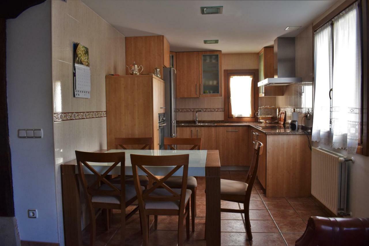 Casa Artegia Guest House Mezkiriz ภายนอก รูปภาพ